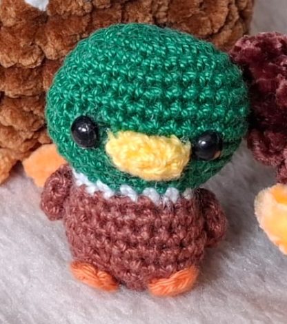 cotton yarn with keychain (middle one)