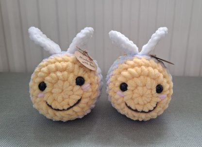 Crochet Bumble Bee (Rainbow colour) - Image 6